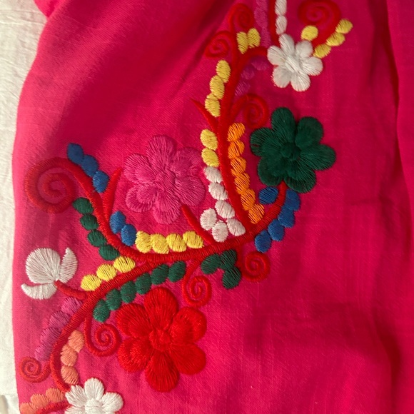 Embroidered pullover dress in bright pink – BEAUTIFUL! - Picture 4 of 13